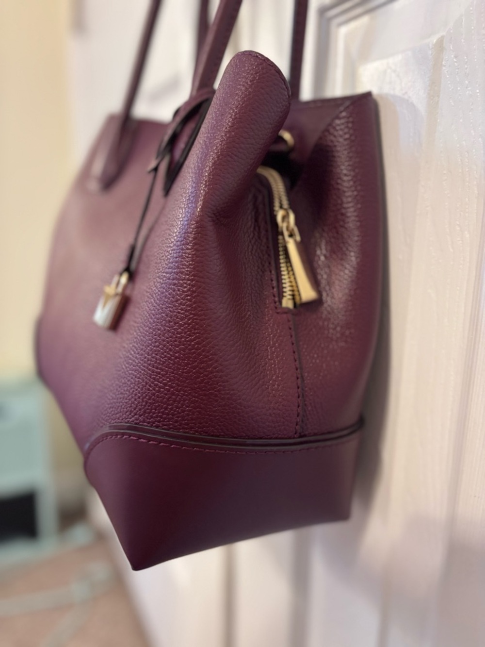 Michael Kors Satchel Handbag - Picture 11 of 16